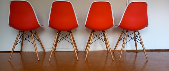 Image 1 of 4x Vitra Eames DSW