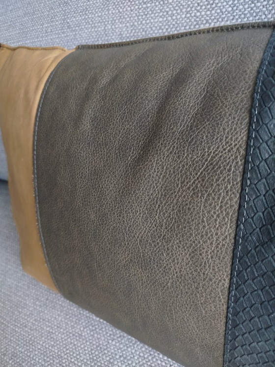 Image 1 of Diseño de cojín de piel por Leer*goed