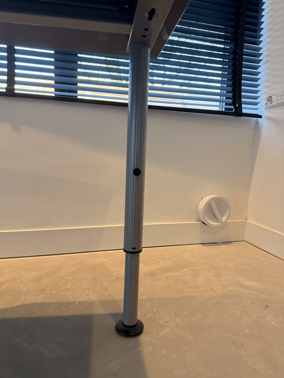 Image 1 of Escritorio Gispen