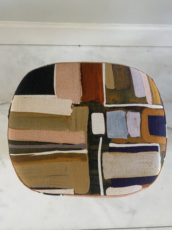 Image 1 of Taburete reciclado con tela de diseño.
