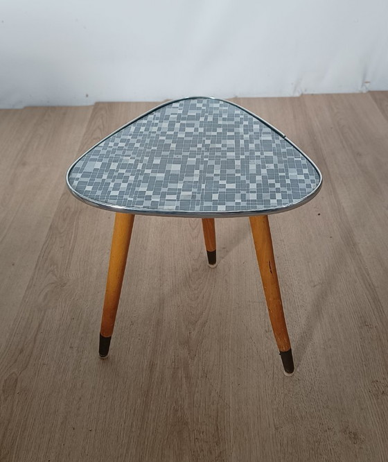 Tavolino anni Sessanta – Tavolini, Metallo, Plastica (photo 7 of 7)