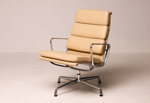 Fauteuil lounge Vitra EA216 Soft Pad