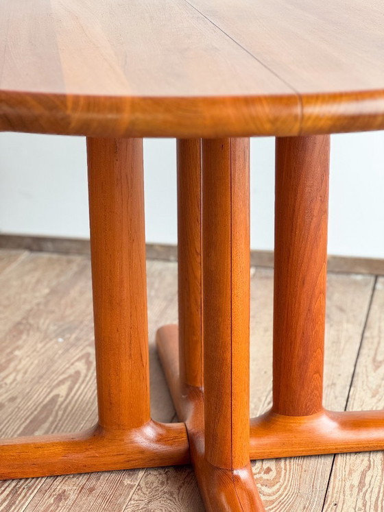 Image 1 of Deense uitschuifbare eettafel van teakhout van Dyrlund