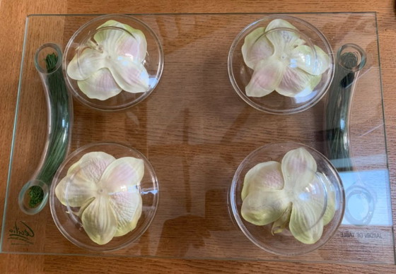 Image 1 of Vassoio rettangolare trasparente decorato con orchidee