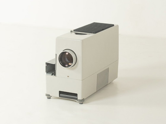 Proiettore di diapositive D 40, Dieter Rams, Braun – Oggetti decorativi, Plastica (photo 7 of 26)