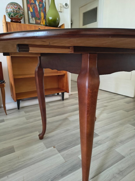 Image 1 of Vintage Mahogany Dining Table – Round Extendable to Oval