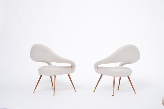 Image 1 of Pair of Rare Italian Mid-Century Lounge Chairs in the style of Model DU 55 P by Gastone Rinaldi