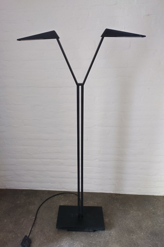 Image 1 of Zeus - Lampada da terra dal design italiano vintage