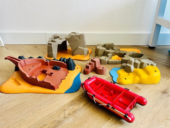 Image 1 of Playmobil 2007 Pirateneiland 4136 Basis 3233530 onderdelen vintage lot extra 3291800