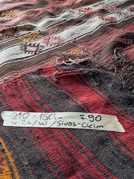 Image 1 of Kilim turco tessuto a mano 210x180cm