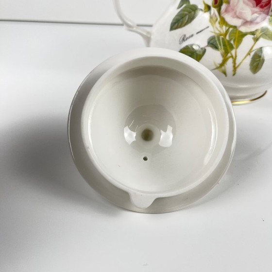 Image 1 of Theepot met rozen, Roy Kirkham, Engeland, 1996