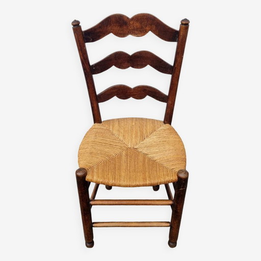 Chaise à Moustache Rustique