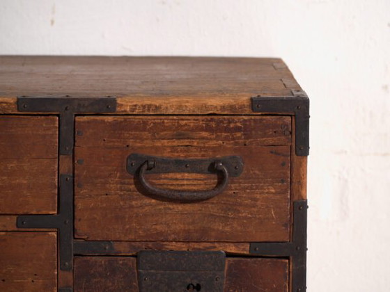 Antique Japanese tansu chest – Japan, circa 1910 – Chest of drawers (photo 26 of 40)