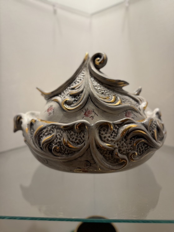 Image 1 of Capodimonte porseleinen schaal met deksel