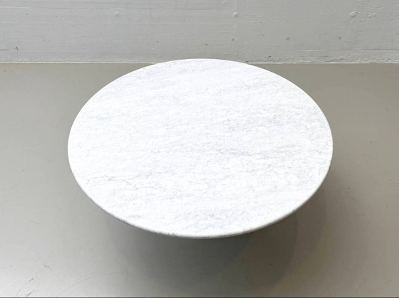 Image 1 of Round table in Carrara marble by Carlo Scarpa for Cattelan Italia, 1970s