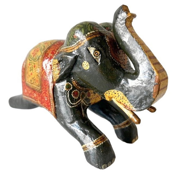 Image 1 of Vintage handgesneden decoratieve houten olifant Rajasthani-stijl handgeschilderd 1960's