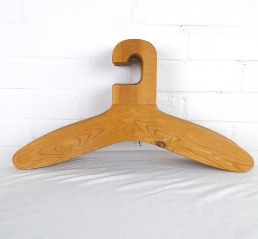 5 Vintage-Kleiderbügel aus Holz, Sven Larsson, 1970er Jahre