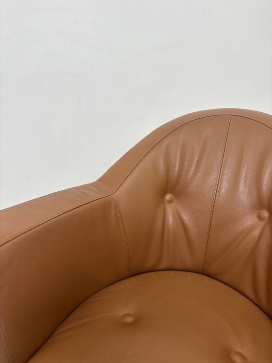 Image 1 of Leolux Carabas