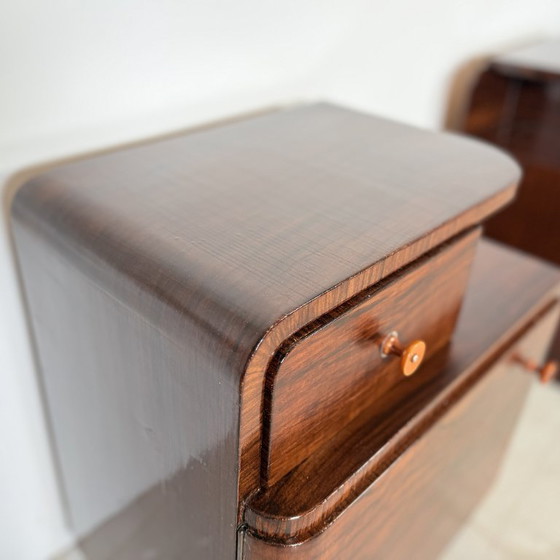 Image 1 of Set di comodini art déco marrone scuro con maniglie in bachelite