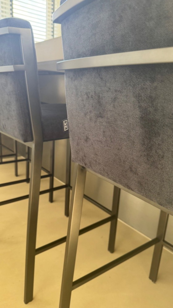 Image 1 of Set di 4 sgabelli da bar Eichholtz Scott neri