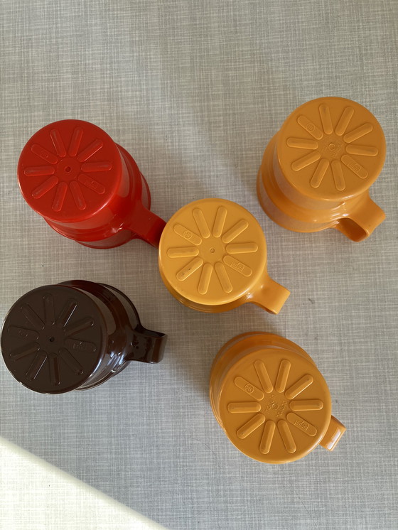 Image 1 of Set of 5 retro Mepal cups