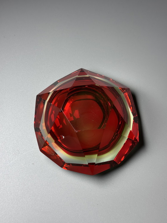 Image 1 of SEGUSO - Flavio Poli, Murano – Two-Tone Sommerso Crystal Bowl (Uranium & Ruby), 1950s
