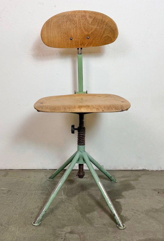 Image 1 of Stuhl für eine grüne Industriewerkstatt, 1950er Jahre