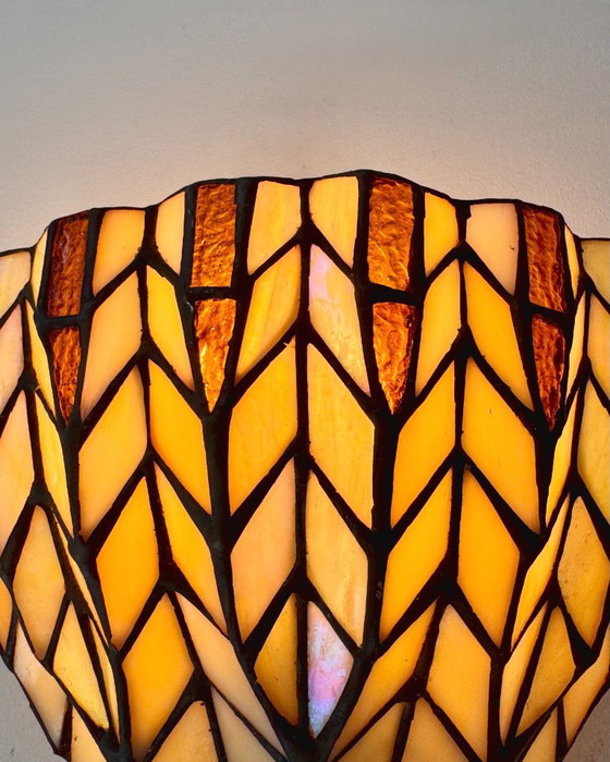 Paar vintage "glas-in-lood" koperen en glazen Wandlampen, Frankrijk 1970 (photo 7 of 8)