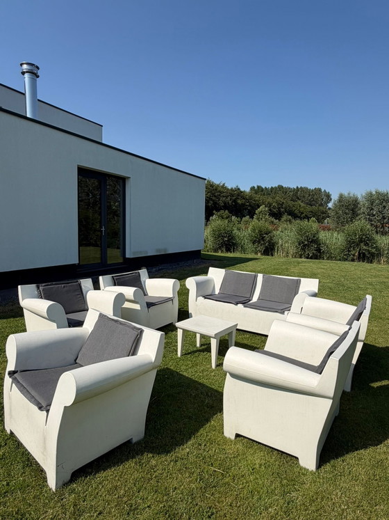Image 1 of Salon de jardin Kartell Bubble Club – Philippe Starck – blanc