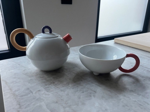 Teiera vintage di Matteo Thun per Arzberg.