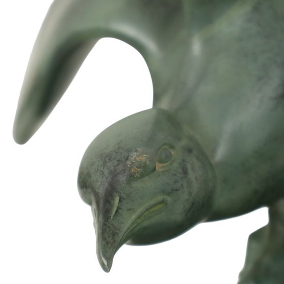 Image 1 of Sculpture Art Déco représentant une mouette sur socle en marbre