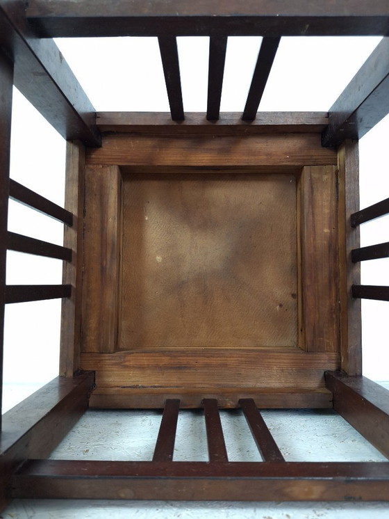 Image 1 of Chaise d'appoint vintage en bois avec dessus en tapisserie / Petit tabouret d'appoint du milieu du siècle des années 196