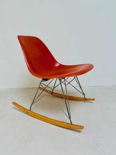 Fauteuil à bascule Herman Miller Eames