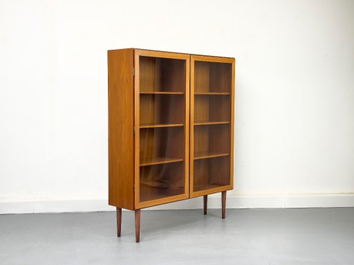 Teak Cabinet With Glass Doors From Omann Jun, 1960s – vitrinekasten, Wood