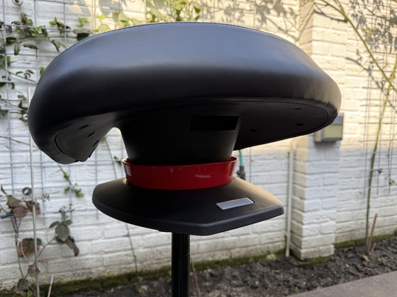 Image 1 of P Clinic Ergonomic Tabouret 'Braveheart' | Desk Stool