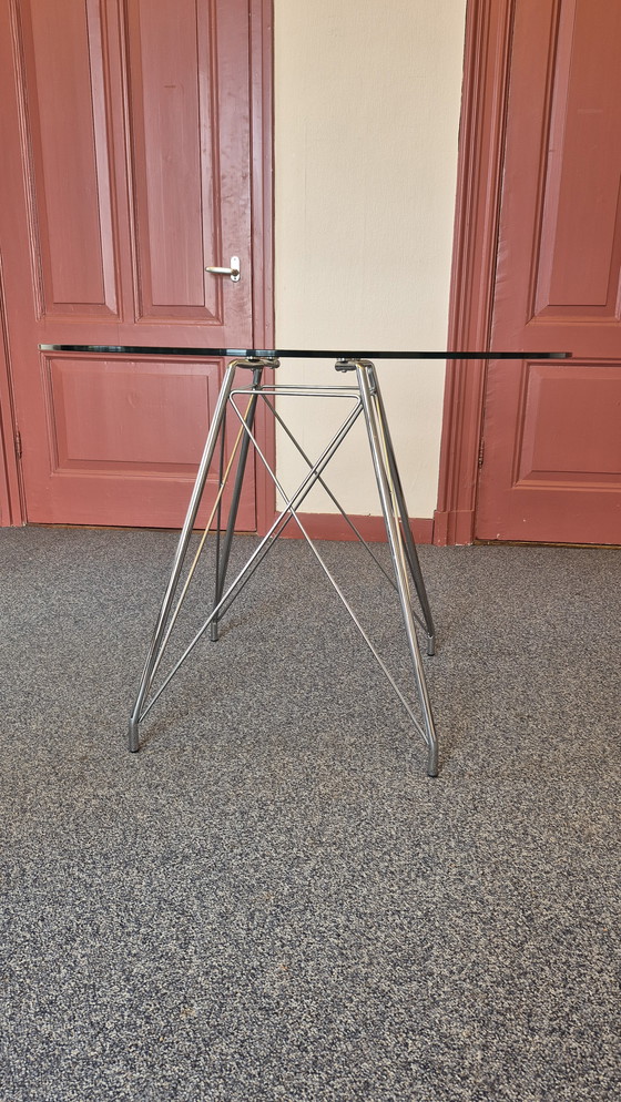 Image 1 of Round table 100 cm, chrome leg, glass top