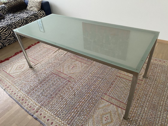 Image 1 of Table design The Conran Shop Paris — verre dépoli et métal brossé