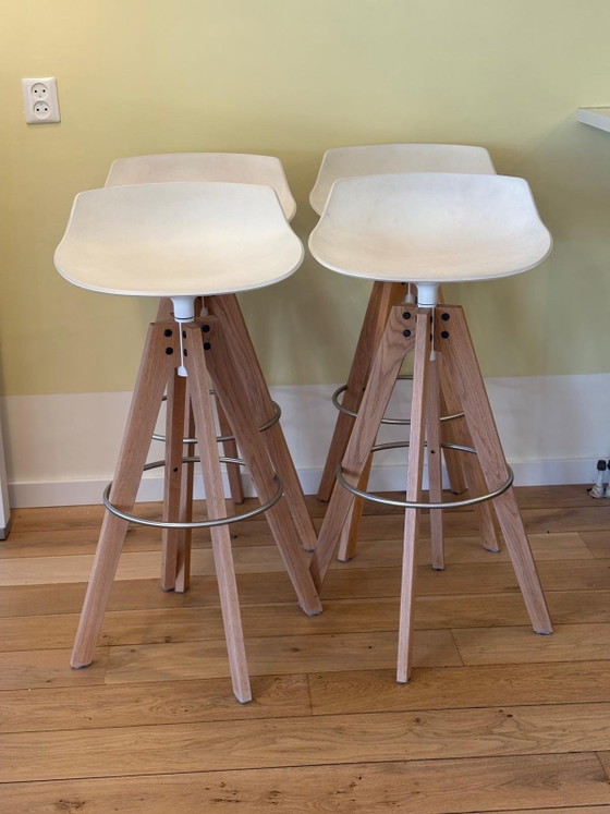 Image 1 of 4 tabourets de bar MDF Italia