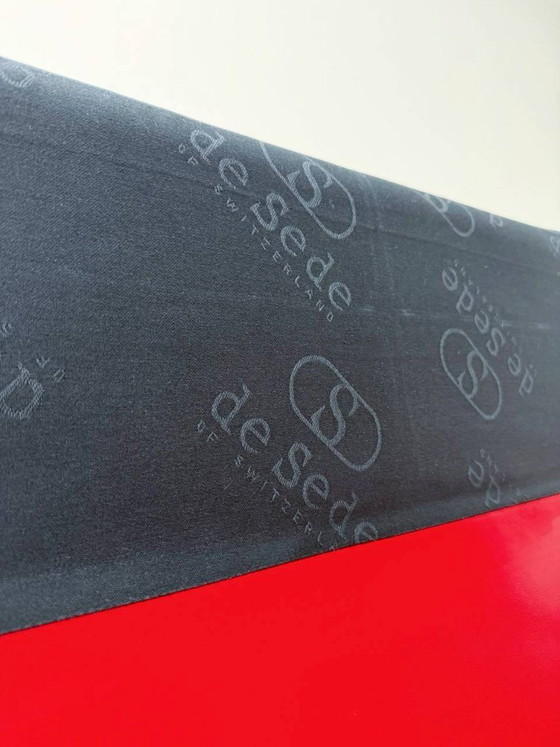 Image 1 of Poltrona rossa modello DS-2011/01 di de Sede