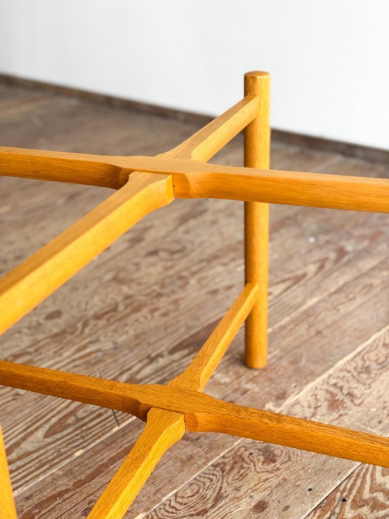 Image 1 of Dienbladtafel AT 35 / PP 35 van Hans J. Wegner voor Andreas Tuck