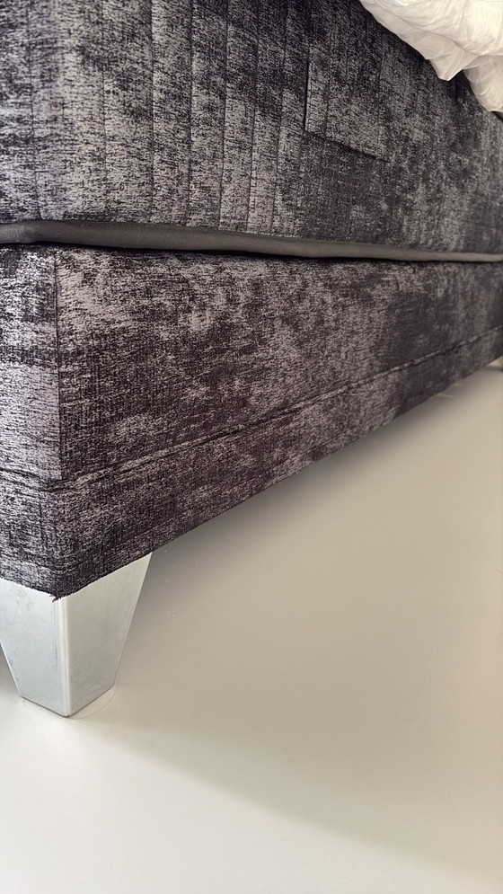 Image 1 of Cama con somier Serta Magnum