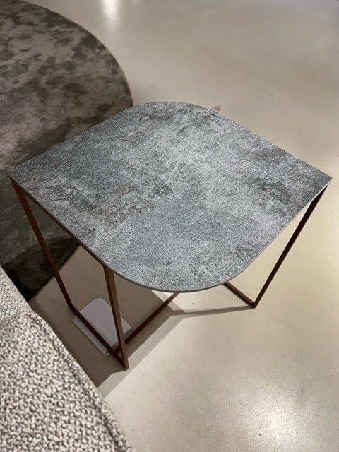 Image 1 of bert plantagie Taj Mahal side table