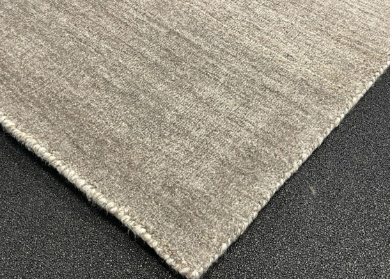 Image 1 of Leolux Evidence Milan carpet beige 200 x 300 new