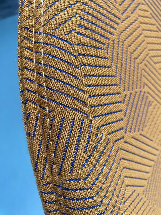 Image 1 of Artifort Niloo