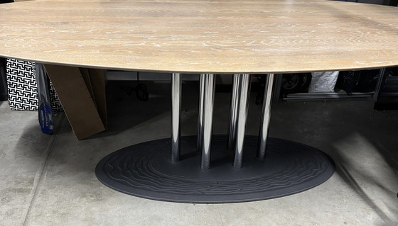 Image 1 of Mesa de comedor Leolux Thebe