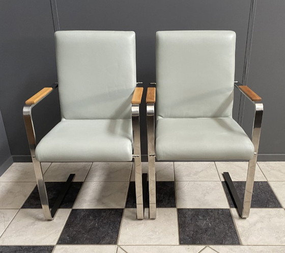 Sillas únicas de cromo y cuero gris, fabricadas bajo pedido en la década de 1980. – Sillas y sillones (photo 16 of 17)