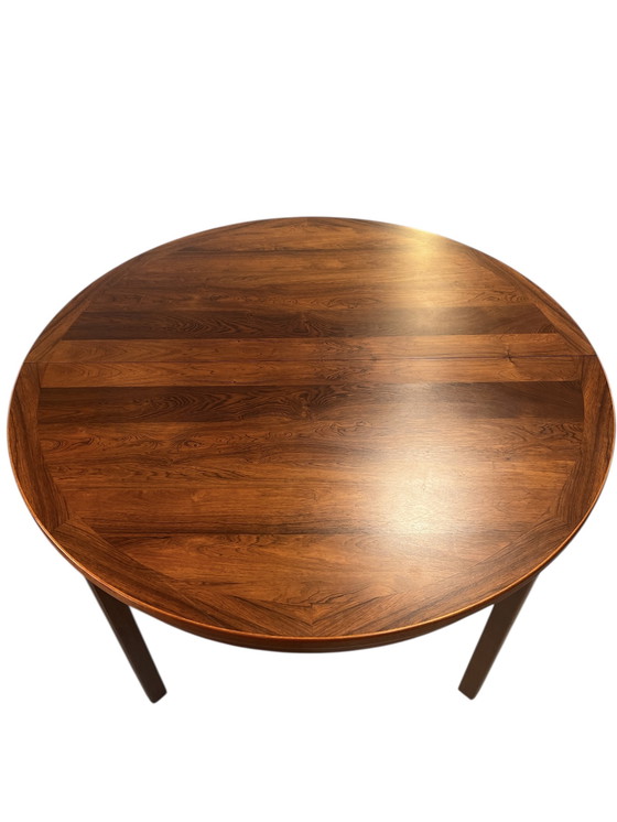Image 1 of Dining table