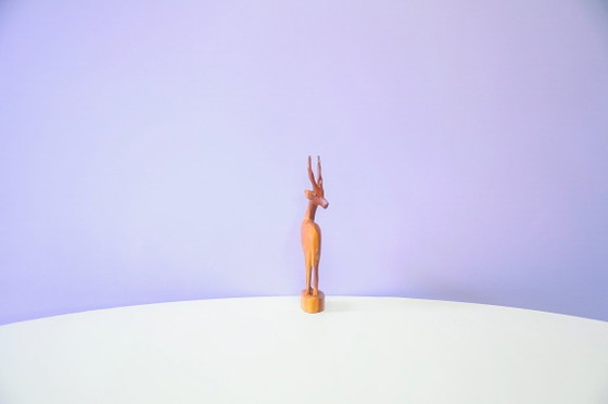 Antilopen-Skulptur aus Teakholz – Dekorative Objekte, Wood (photo 3 of 5)
