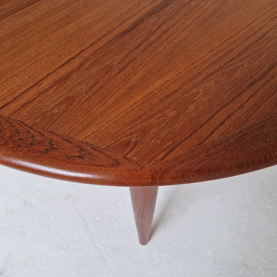Image 1 of Tavolo da pranzo dal design danese vintage