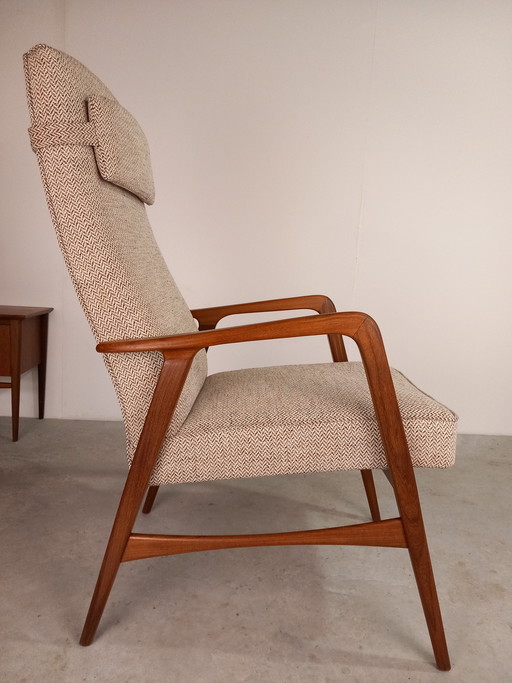 Poltrona Alf Svensson Fritz Hansen Kontur | Restaurato di metà secolo